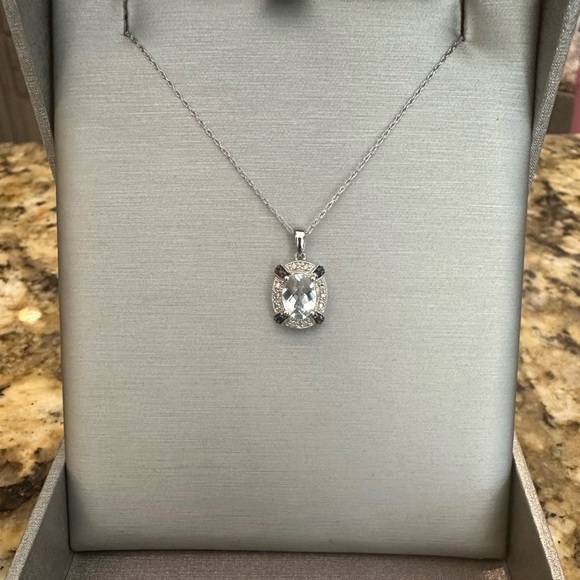 ZALES 14K white gold Aquamarine necklace